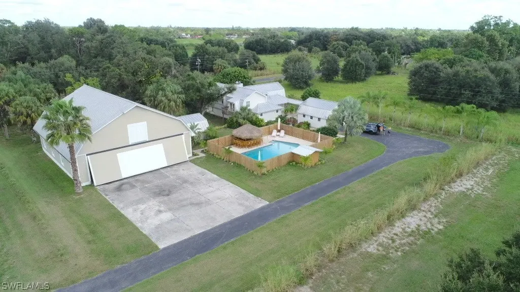 1502 Lindy Lane Labelle FL 33935