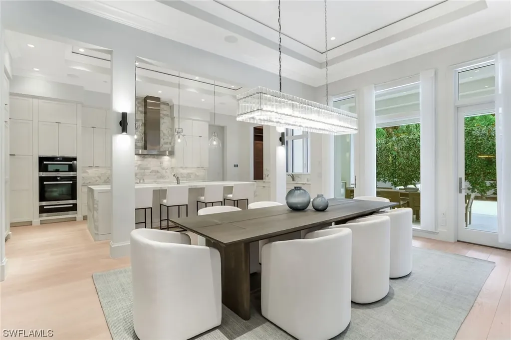 1140 Oleander Drive Naples FL 34102