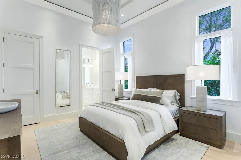 1140 Oleander Drive Naples FL 34102