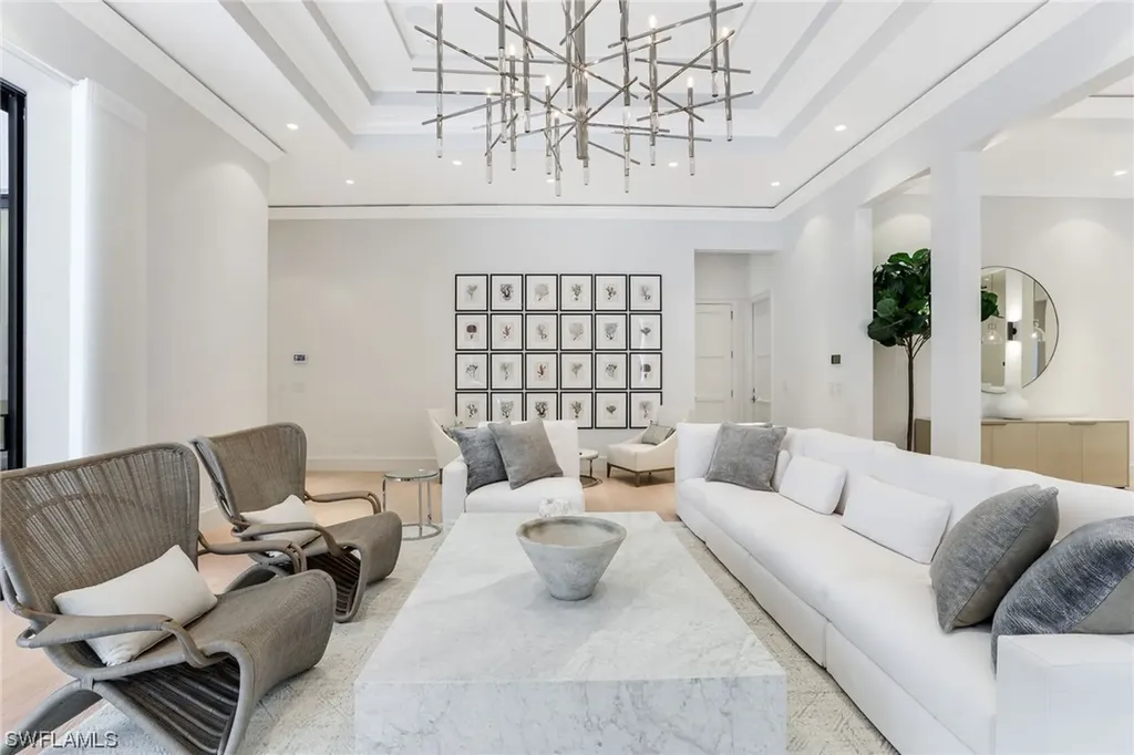 1140 Oleander Drive Naples FL 34102