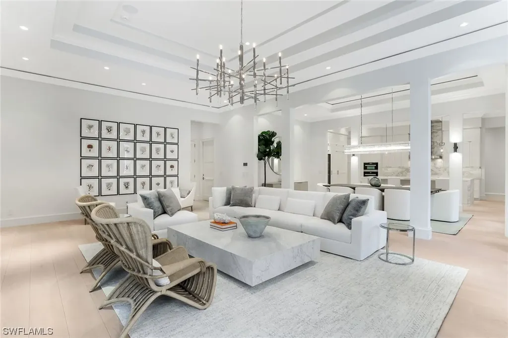 1140 Oleander Drive Naples FL 34102