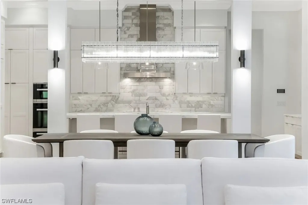 1140 Oleander Drive Naples FL 34102