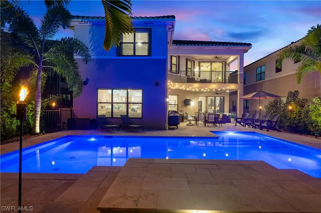 13856 Luna Drive Naples FL 34109