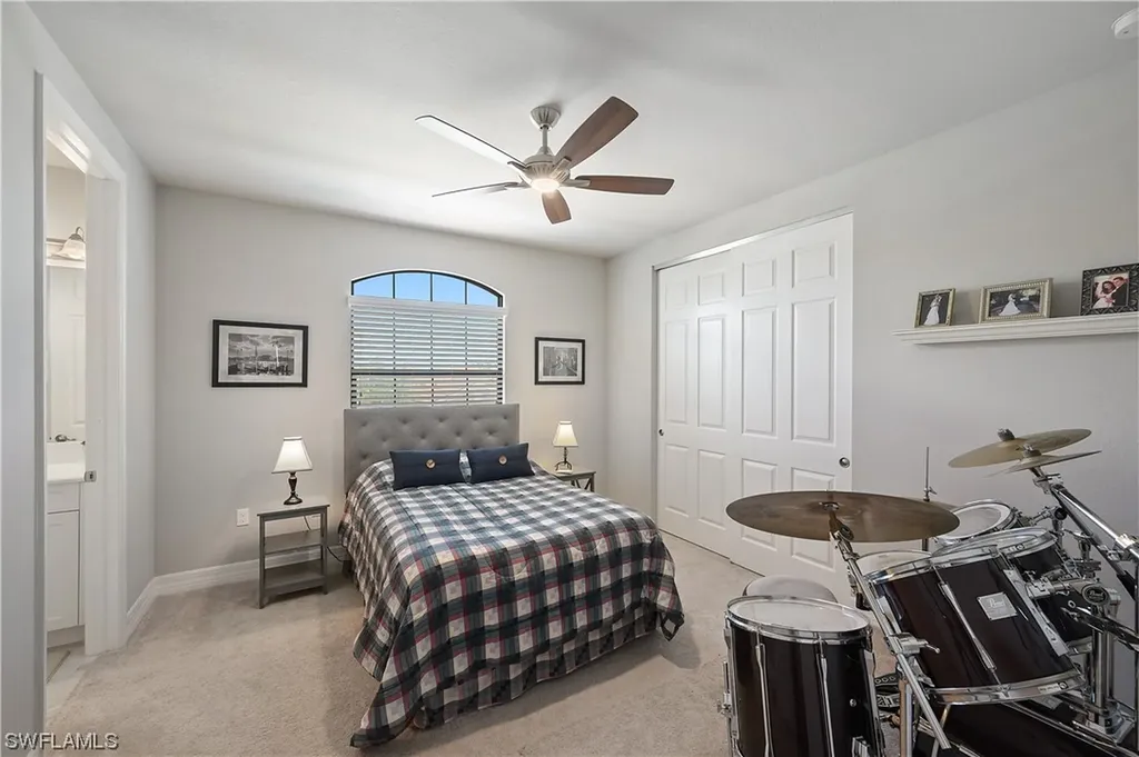 13856 Luna Drive Naples FL 34109