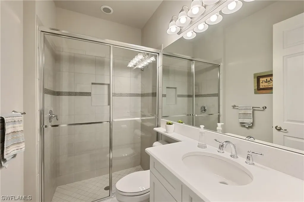 13856 Luna Drive Naples FL 34109