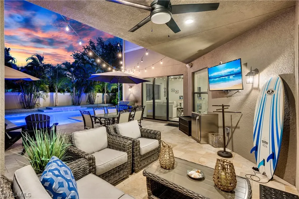 13856 Luna Drive Naples FL 34109