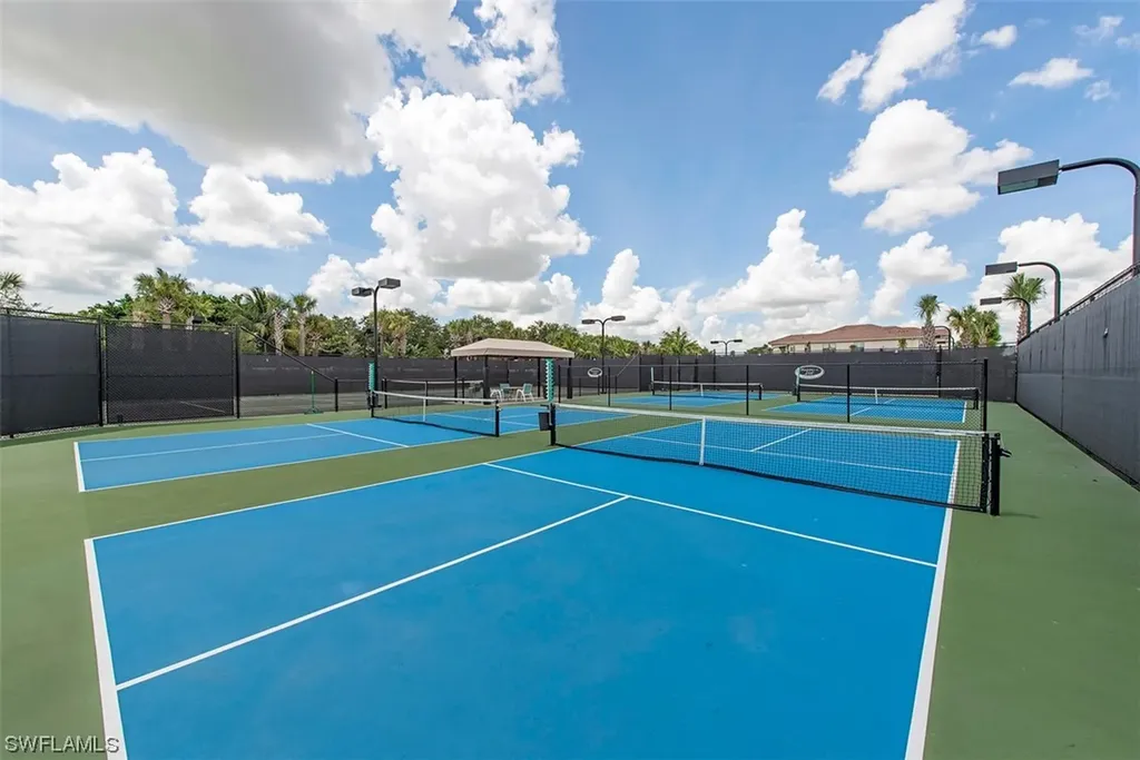 13856 Luna Drive Naples FL 34109
