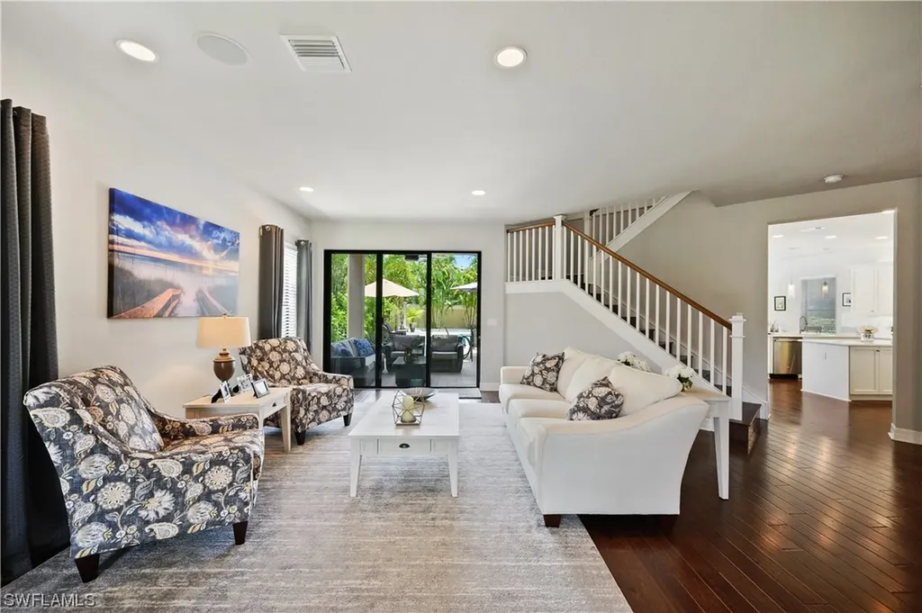 13856 Luna Drive Naples FL 34109