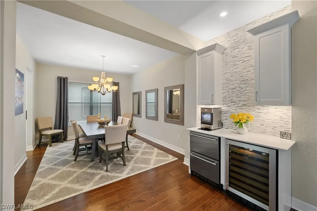 13856 Luna Drive Naples FL 34109