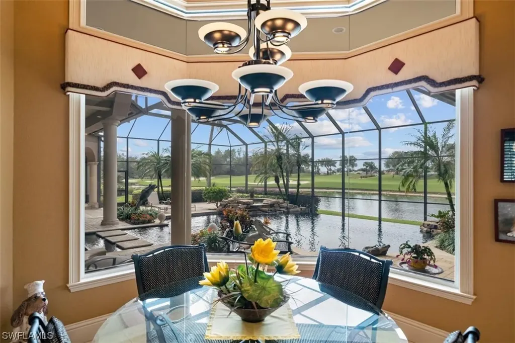 3043 Gardens Boulevard Naples FL 34105