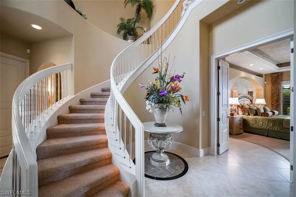 3043 Gardens Boulevard Naples FL 34105
