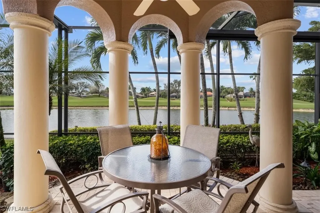 3043 Gardens Boulevard Naples FL 34105