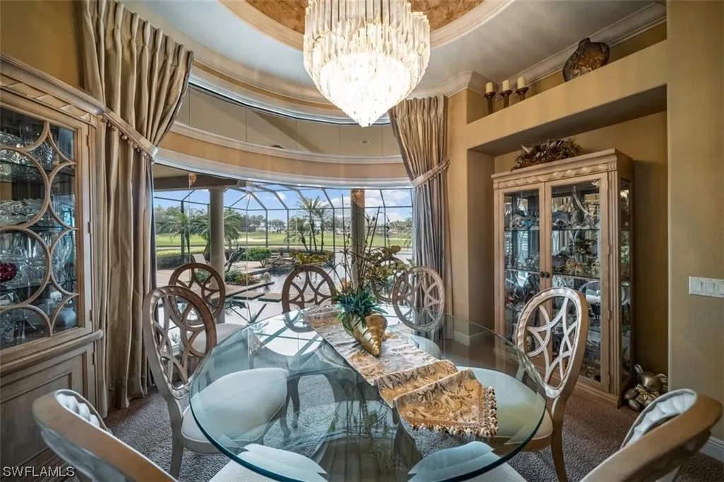 3043 Gardens Boulevard Naples FL 34105