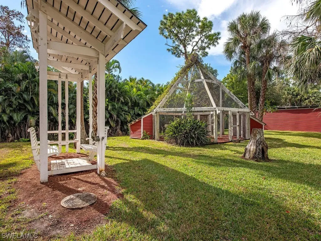 2061 Oakes Boulevard Naples FL 34119