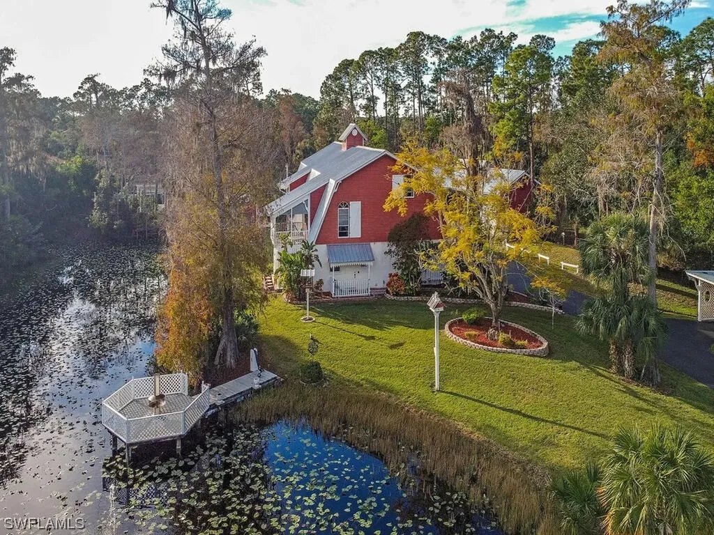 2061 Oakes Boulevard Naples FL 34119