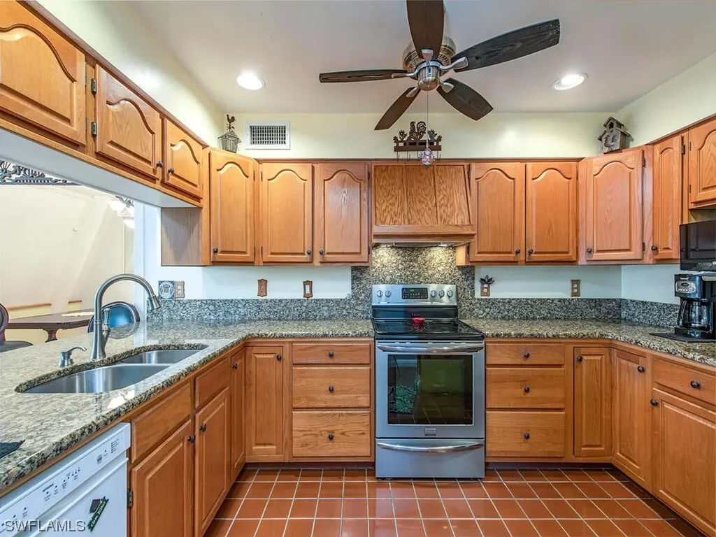 2061 Oakes Boulevard Naples FL 34119