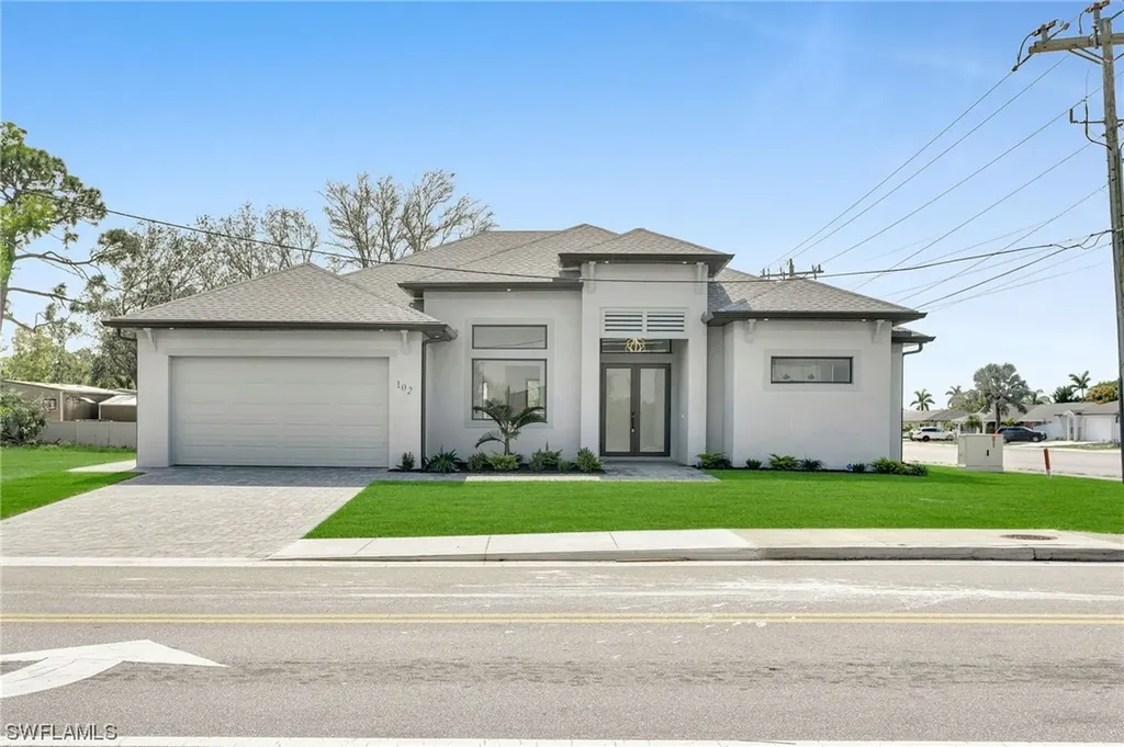 102 SE 8th Street Cape Coral FL 33990