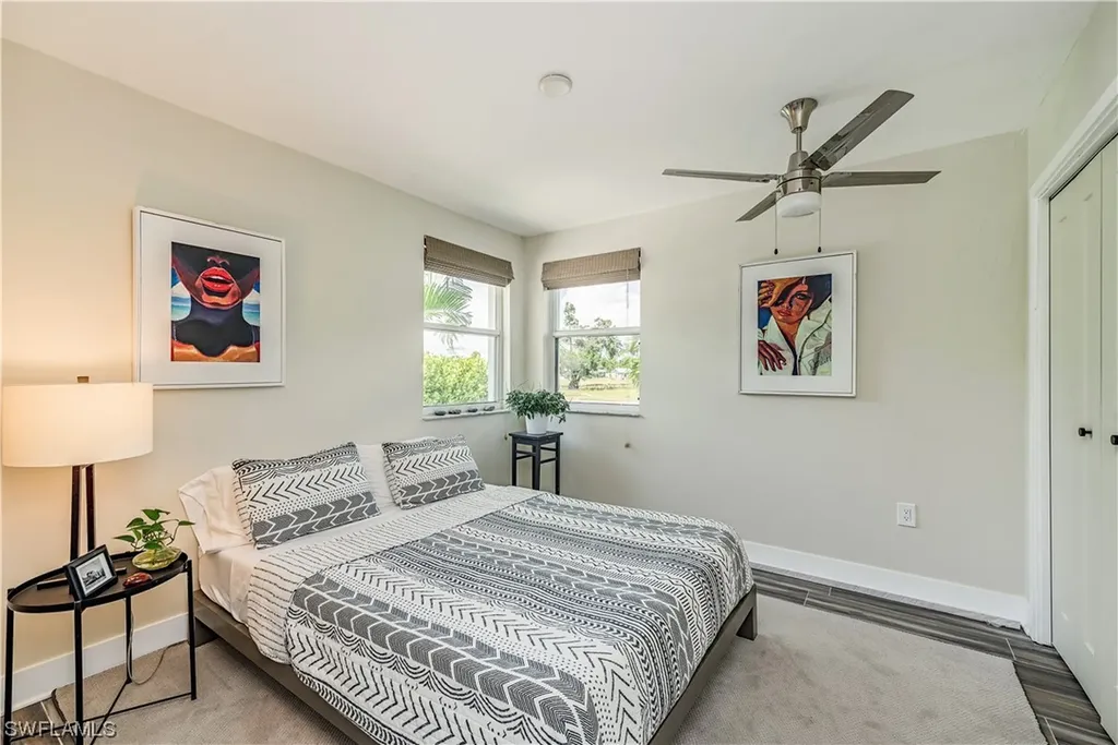 1880 Holiday Lane Naples FL 34104