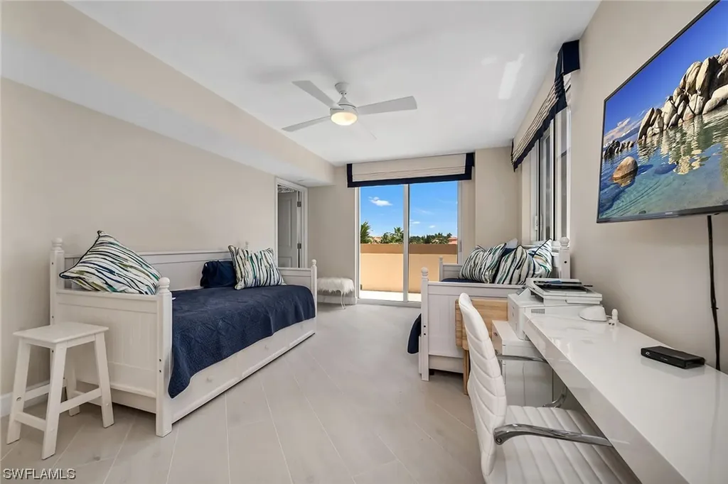 6597 Nicholas Boulevard Naples FL 34108