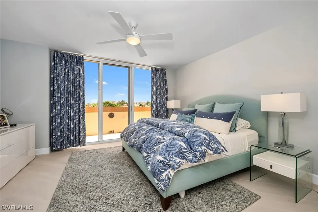 6597 Nicholas Boulevard Naples FL 34108
