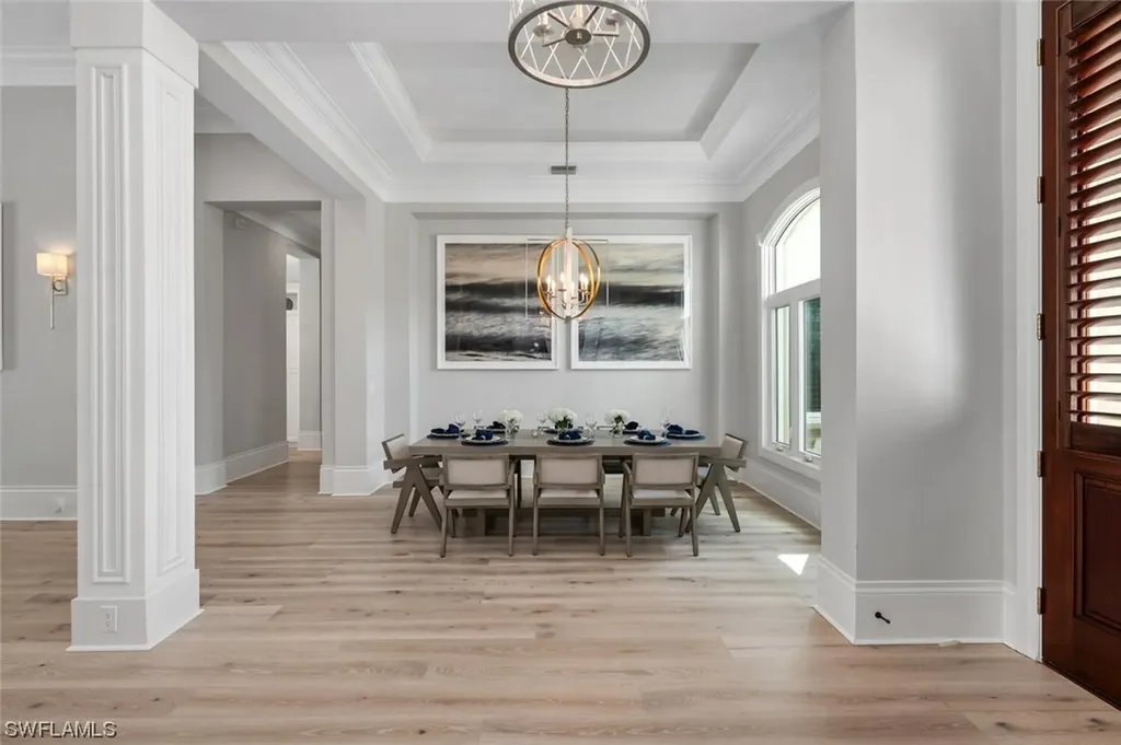 2037 Isla Vista Lane Naples FL 34105