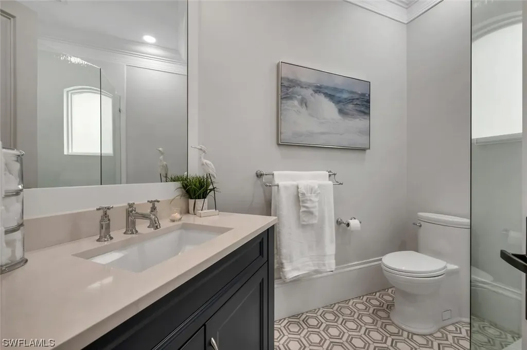 2037 Isla Vista Lane Naples FL 34105