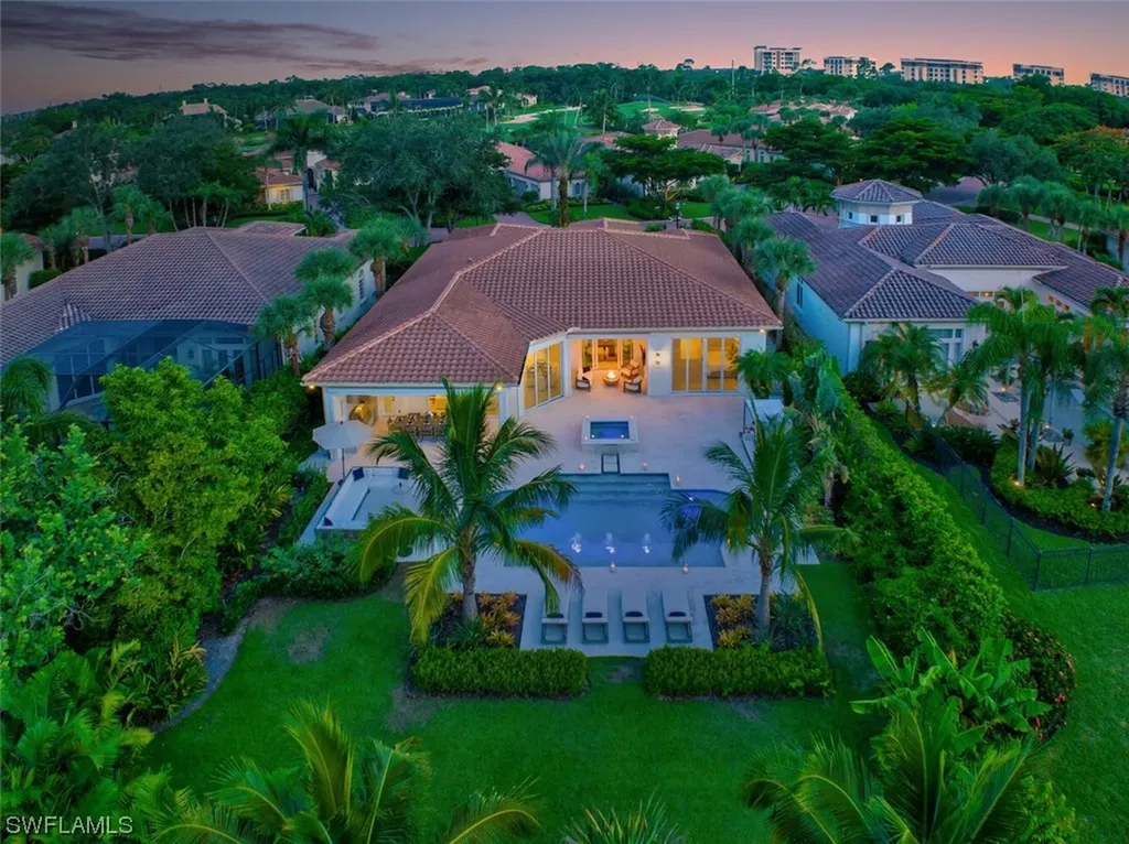 2037 Isla Vista Lane Naples FL 34105