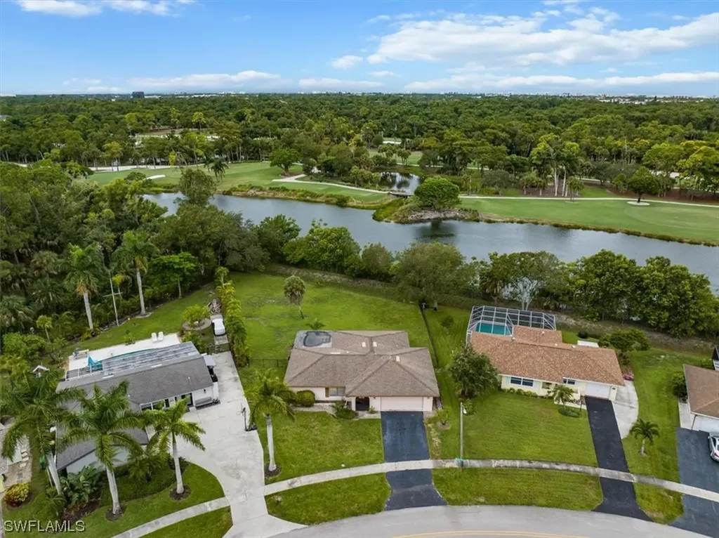 2200 Poinciana Drive Naples FL 34105
