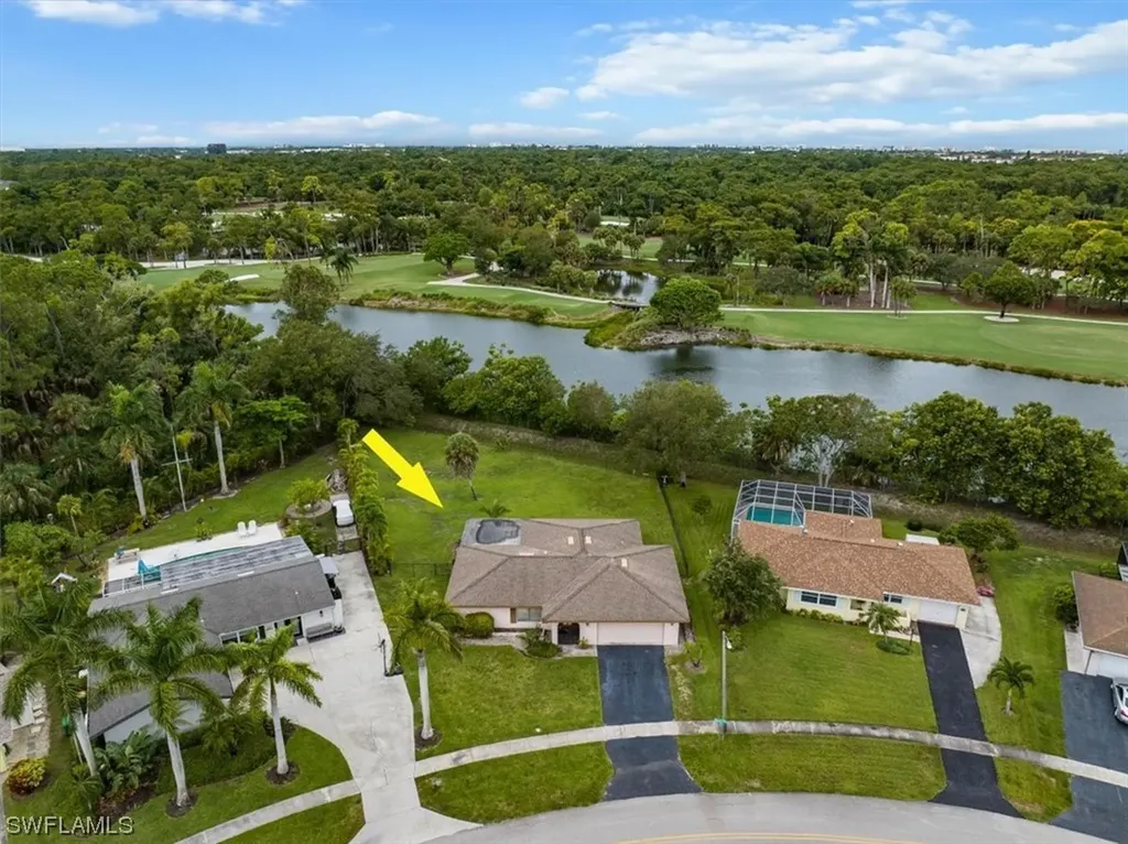 2200 Poinciana Drive Naples FL 34105