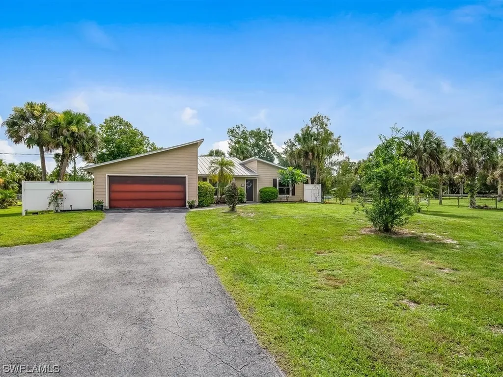 920 10th Street SE Naples FL 34117