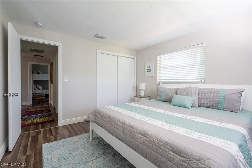 514 14th Street N Naples FL 34102