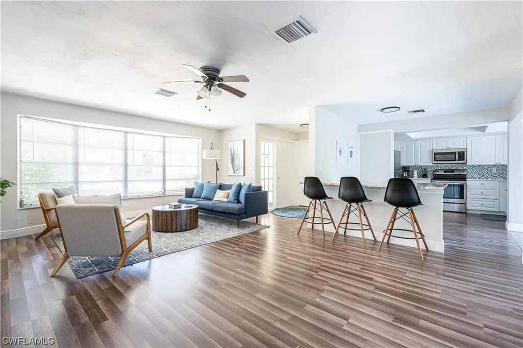 514 14th Street N Naples FL 34102