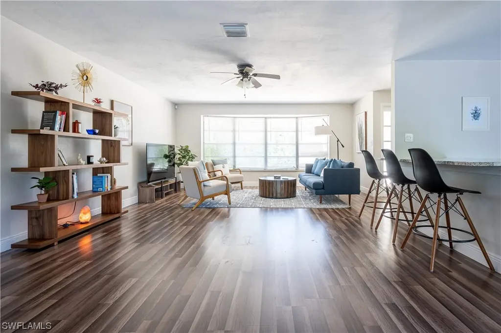 514 14th Street N Naples FL 34102