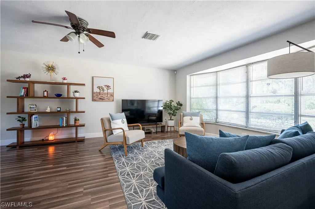 514 14th Street N Naples FL 34102