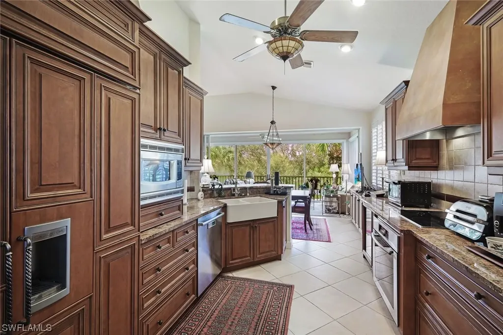 4051 Bayhead Drive Bonita Springs FL 34134