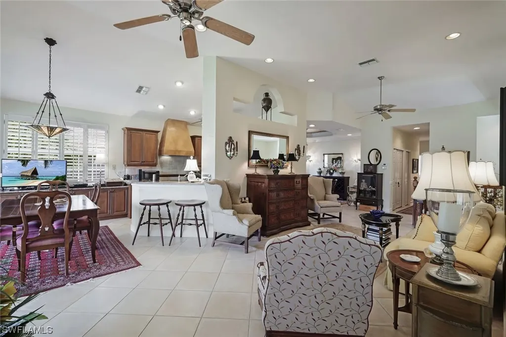 4051 Bayhead Drive Bonita Springs FL 34134