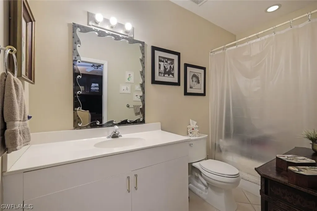 4051 Bayhead Drive Bonita Springs FL 34134