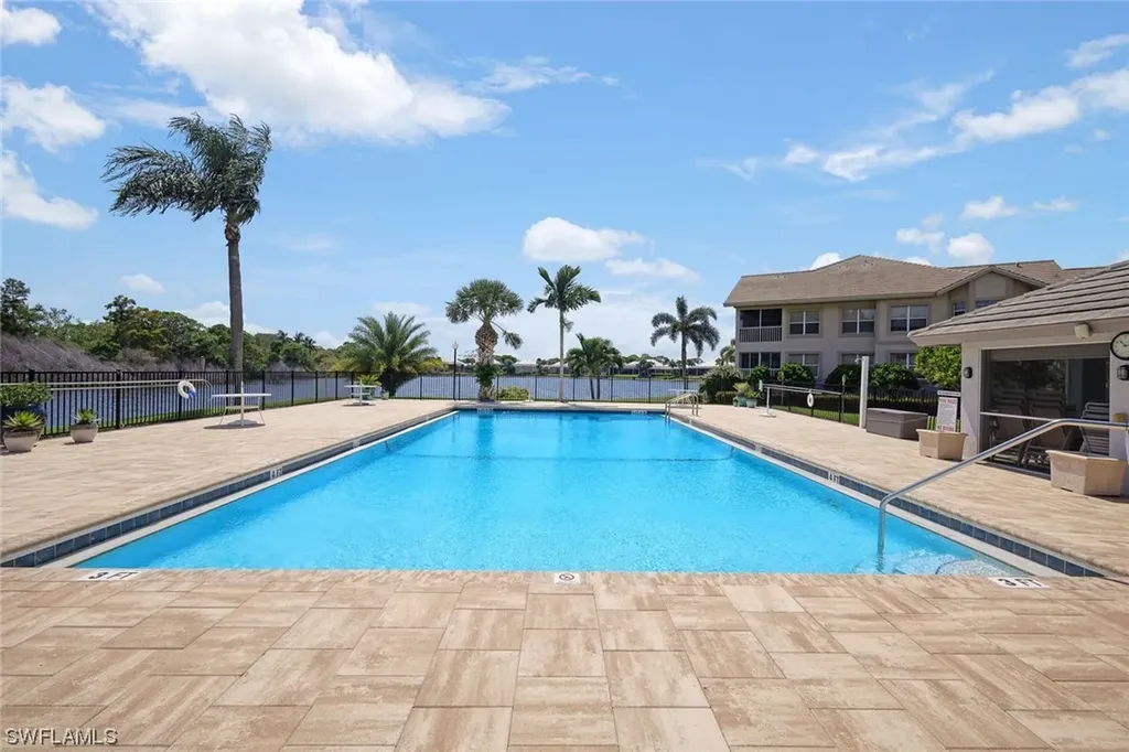 4051 Bayhead Drive Bonita Springs FL 34134