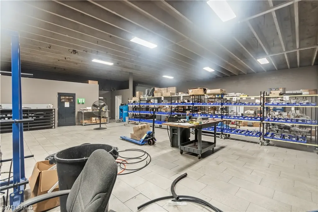 2065 Towles Street Fort Myers FL 33916