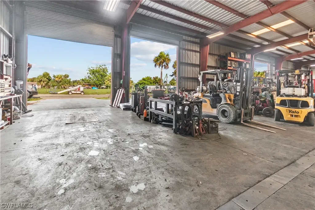 2065 Towles Street Fort Myers FL 33916