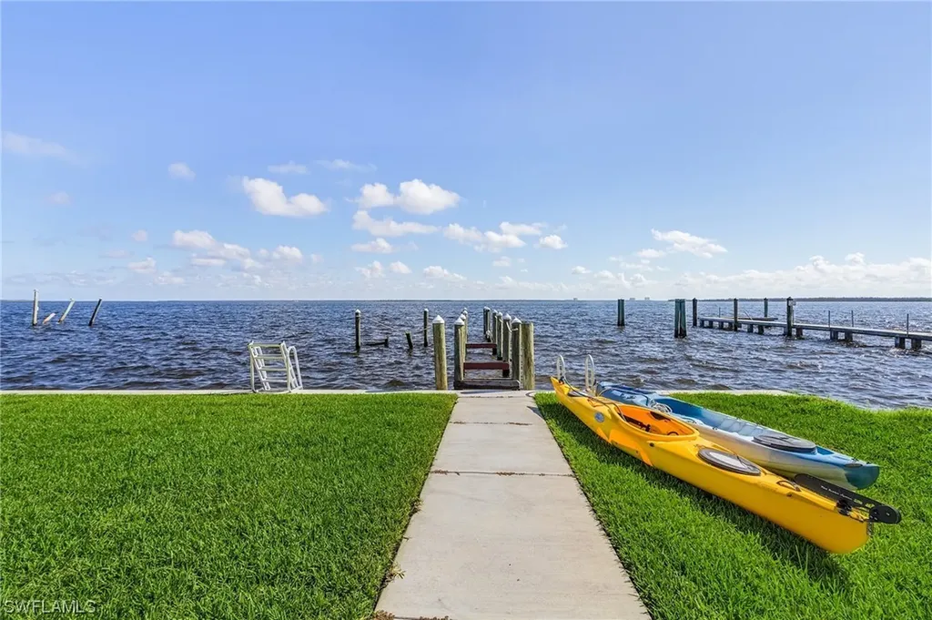 2242 Eighth Avenue St. James City FL 33956