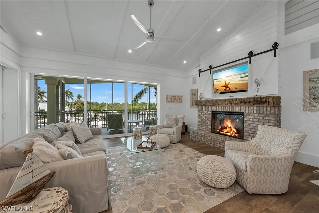 1749 Gulfstar Drive S Naples FL 34112