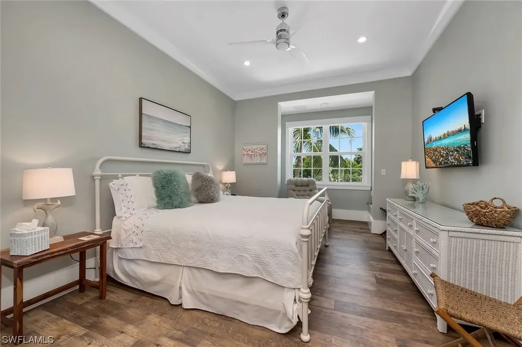1749 Gulfstar Drive S Naples FL 34112