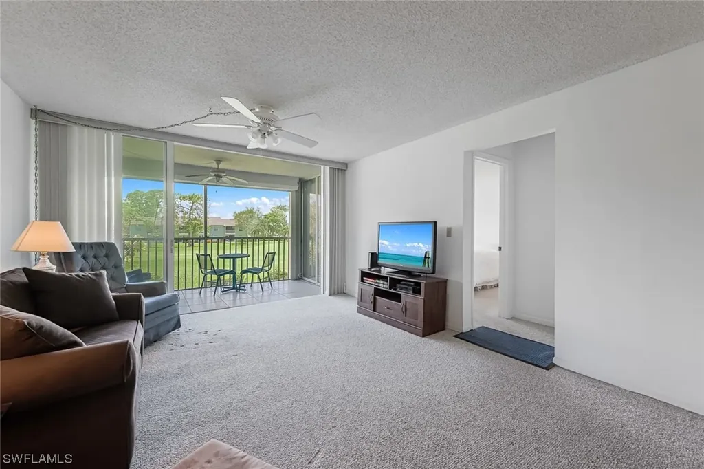 1085 Forest Lakes Drive Naples FL 34105