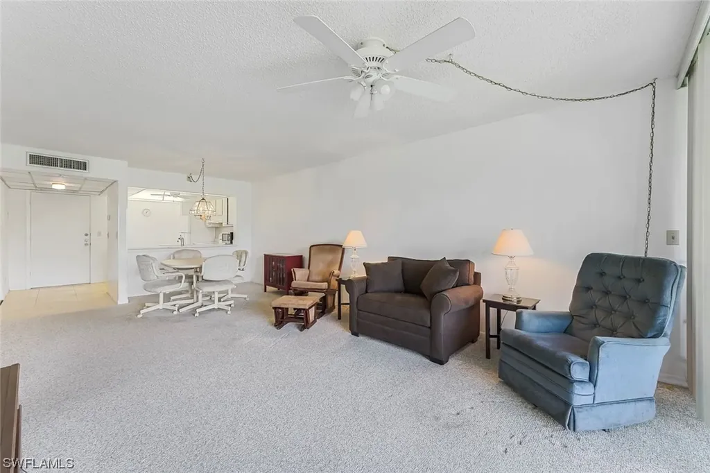 1085 Forest Lakes Drive Naples FL 34105