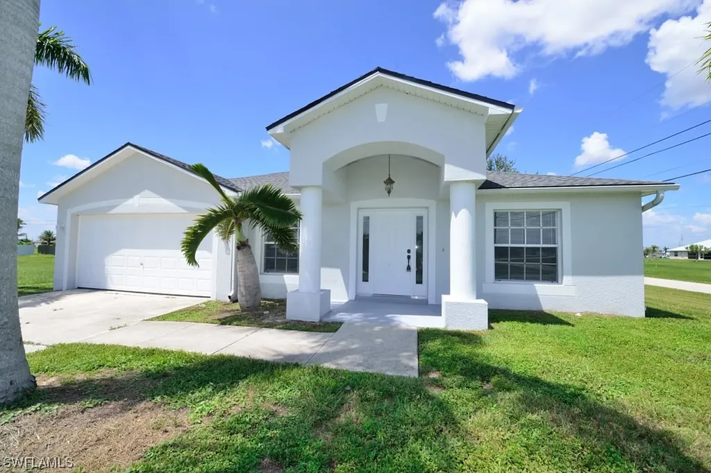 343 NE 10th Street Cape Coral FL 33909