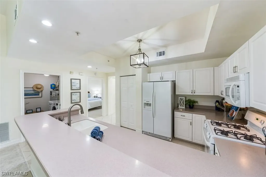 1882 Tarpon Bay Drive S Naples FL 34119