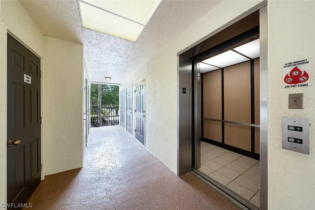 1882 Tarpon Bay Drive S Naples FL 34119