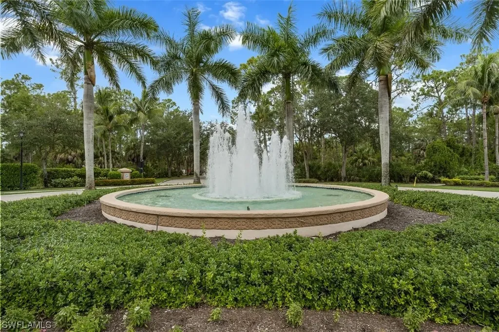 1882 Tarpon Bay Drive S Naples FL 34119