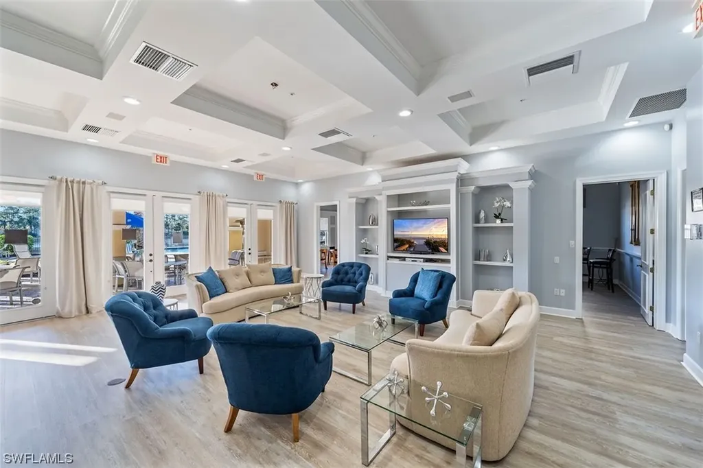 1882 Tarpon Bay Drive S Naples FL 34119